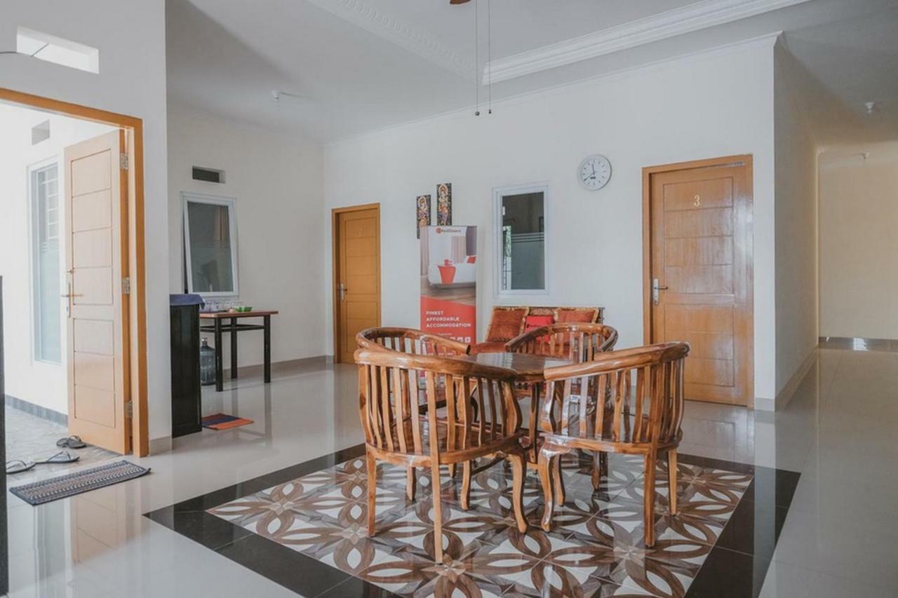 Reddoorz Syariah Near Pahoman Stadium Lampung Бандар Лампунг Екстериор снимка