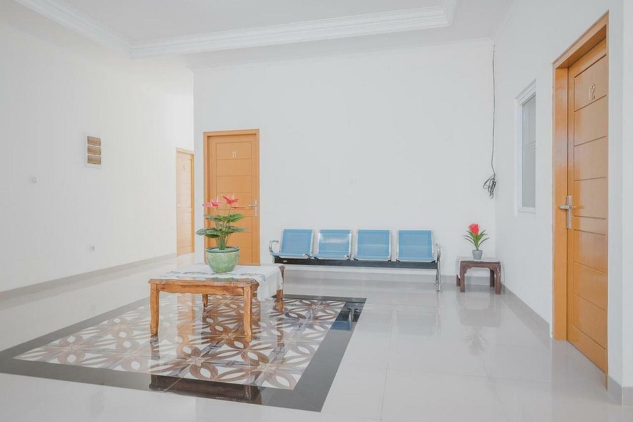 Reddoorz Syariah Near Pahoman Stadium Lampung Бандар Лампунг Екстериор снимка